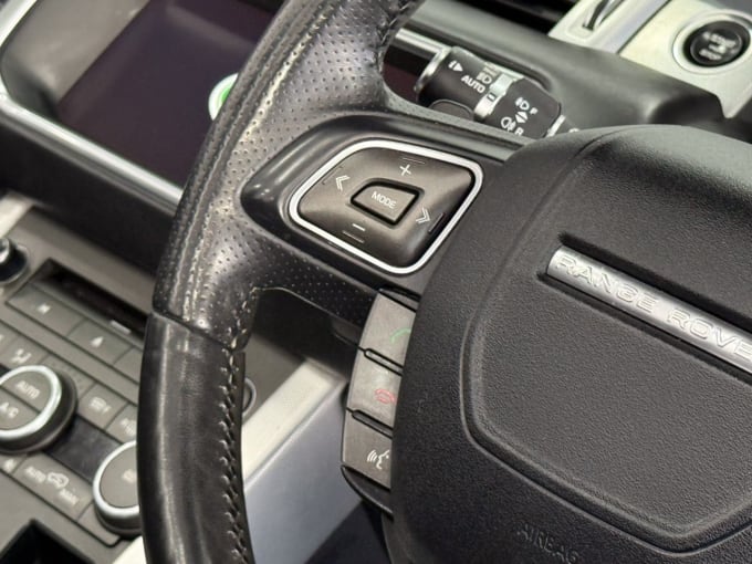 2025 Land Rover Range Rover Evoque