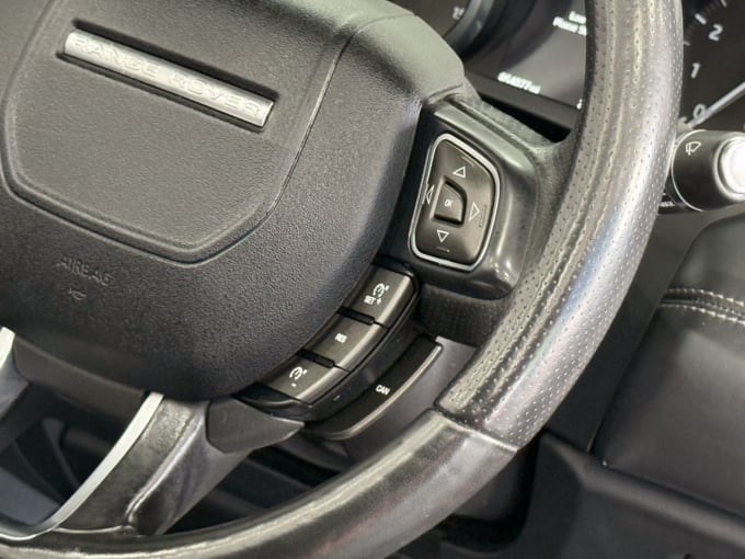 2025 Land Rover Range Rover Evoque