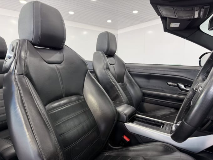 2025 Land Rover Range Rover Evoque