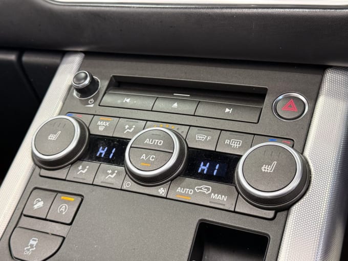 2025 Land Rover Range Rover Evoque