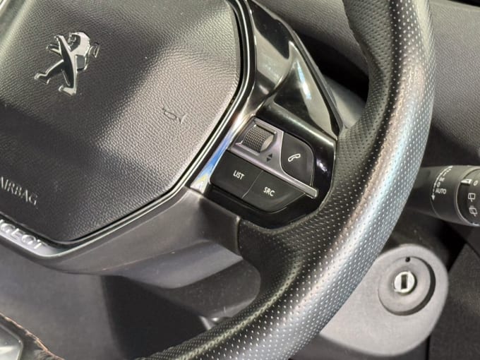 2025 Peugeot 3008