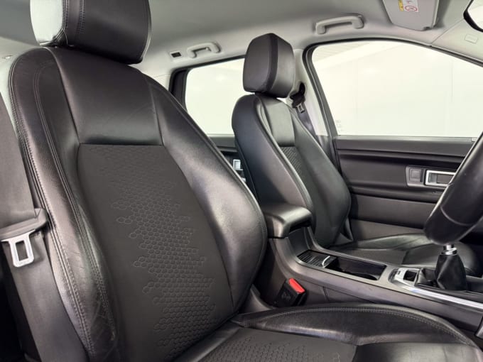 2025 Land Rover Discovery Sport