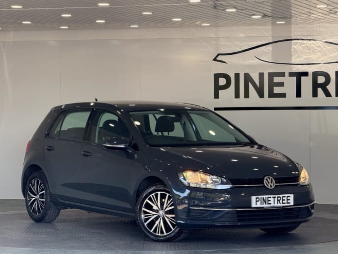 2025 Volkswagen Golf