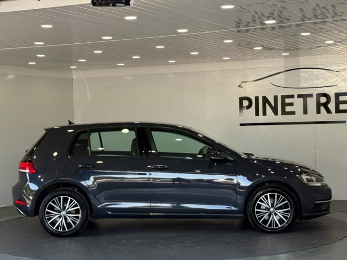 2025 Volkswagen Golf