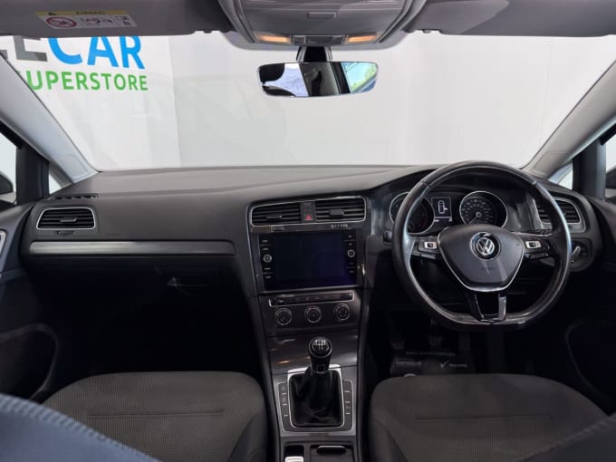 2025 Volkswagen Golf