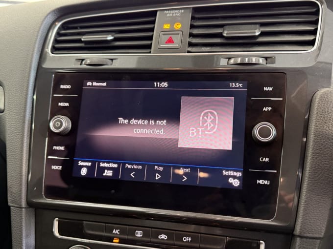 2025 Volkswagen Golf