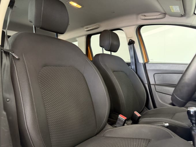2025 Dacia Duster