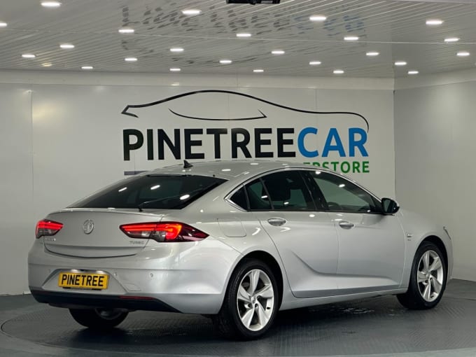 2025 Vauxhall Insignia