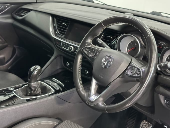 2025 Vauxhall Insignia