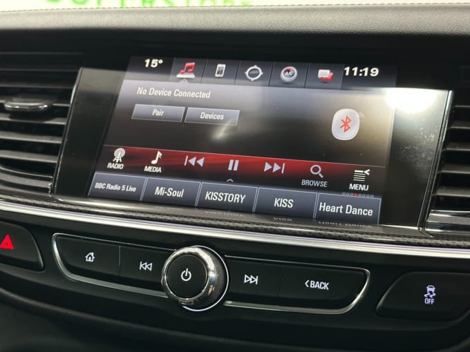 2025 Vauxhall Insignia