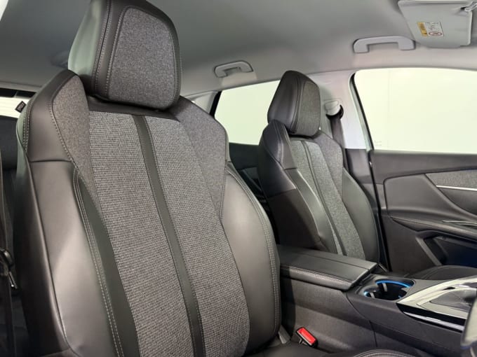2025 Peugeot 3008
