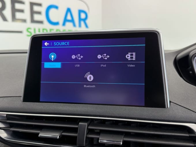 2025 Peugeot 3008