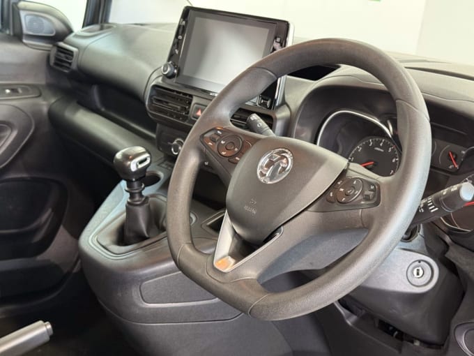 2025 Vauxhall Combo Life