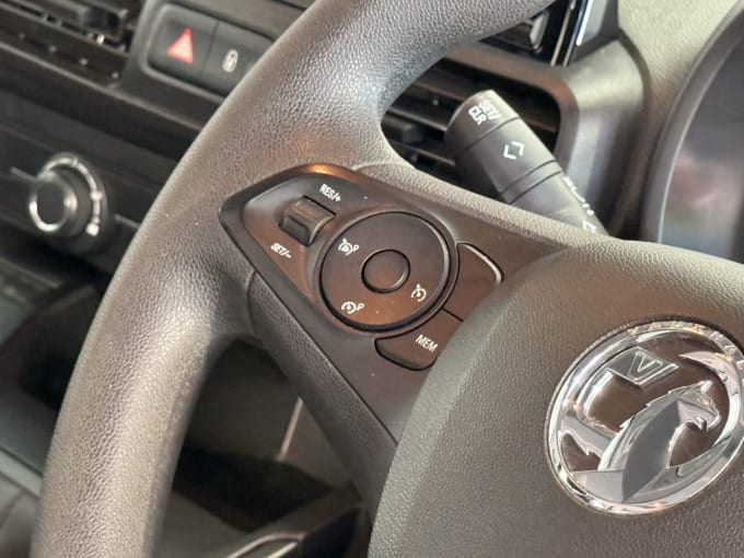 2025 Vauxhall Combo Life