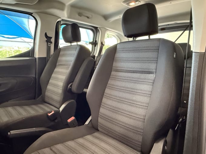 2025 Vauxhall Combo Life
