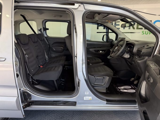 2025 Vauxhall Combo Life