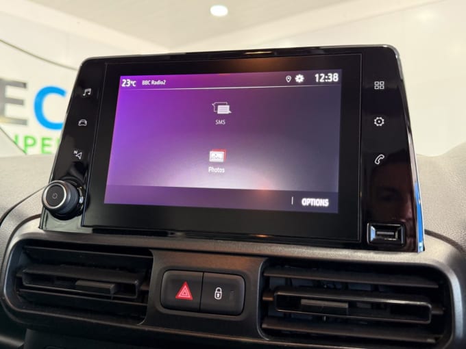 2025 Vauxhall Combo Life