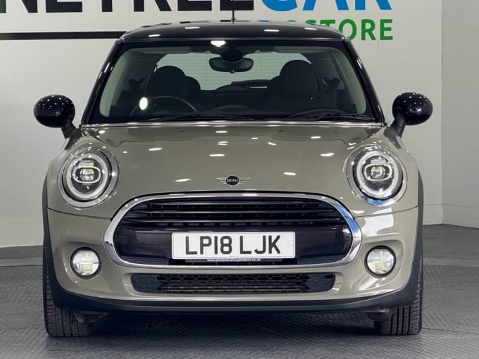 2025 Mini Hatch