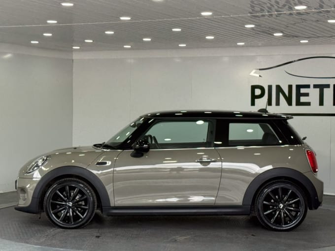 2025 Mini Hatch