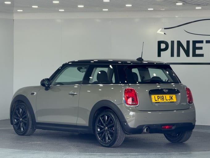 2025 Mini Hatch