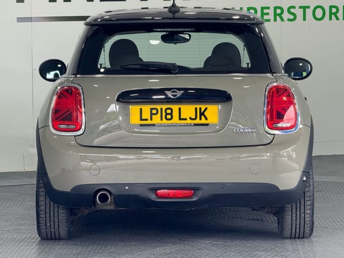 2025 Mini Hatch