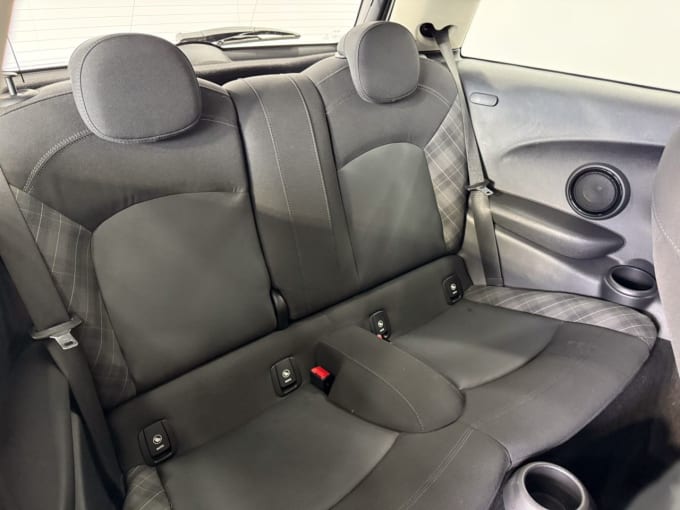 2025 Mini Hatch