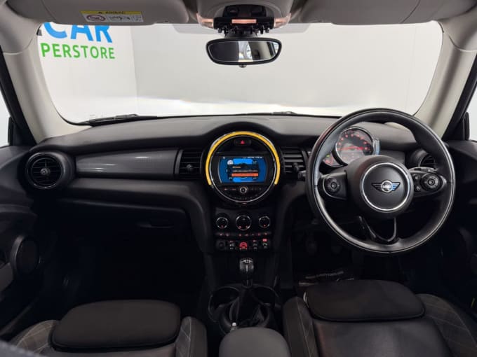2025 Mini Hatch