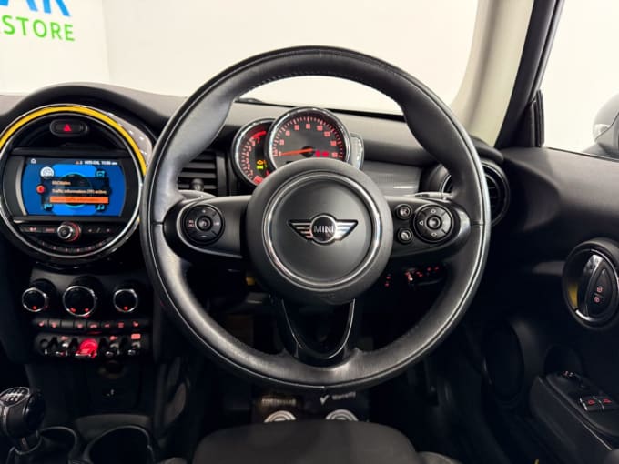 2025 Mini Hatch