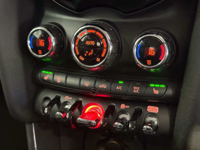 2025 Mini Hatch