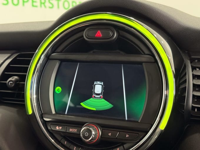 2025 Mini Hatch
