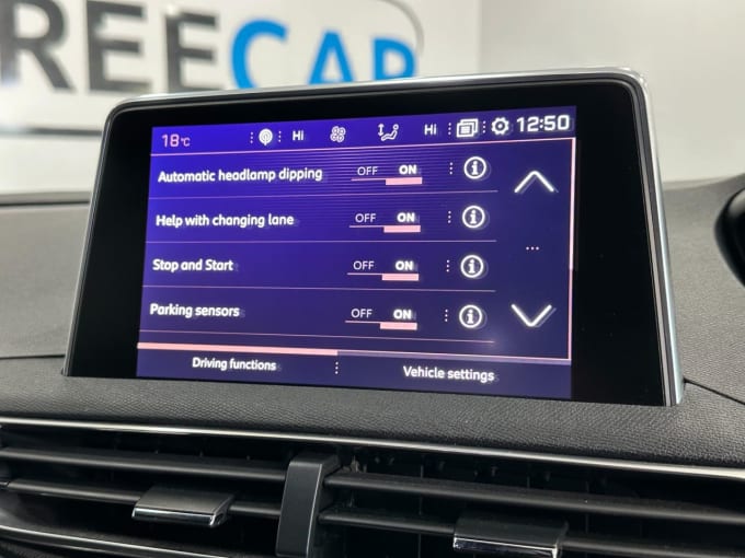 2025 Peugeot 5008