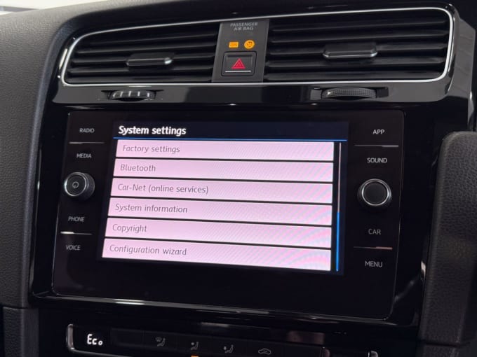 2025 Volkswagen Golf