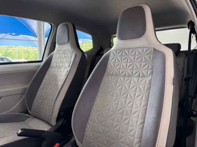 2025 Volkswagen Up!
