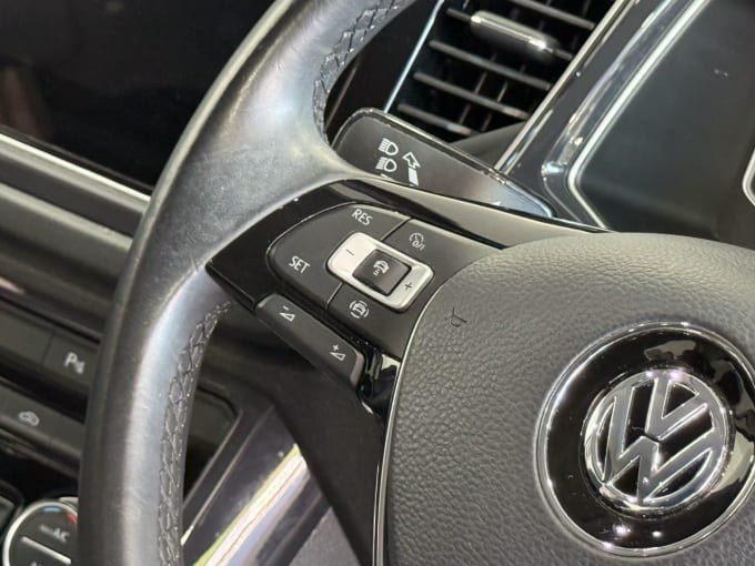 2025 Volkswagen T-roc