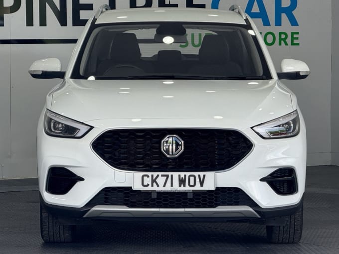 2025 Mg Mg Zs