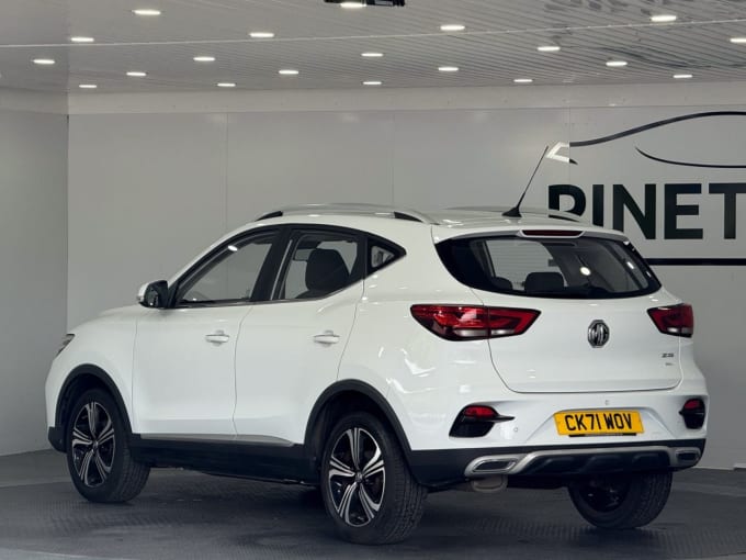 2025 Mg Mg Zs