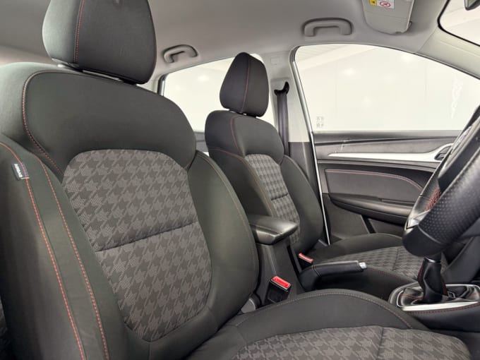 2025 Mg Mg Zs