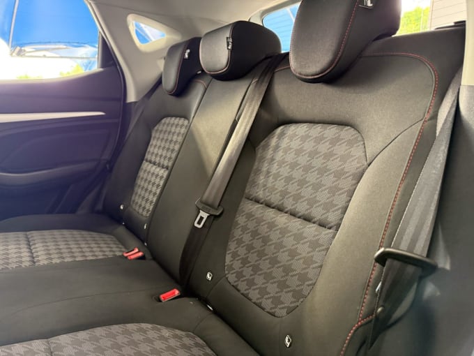 2025 Mg Mg Zs