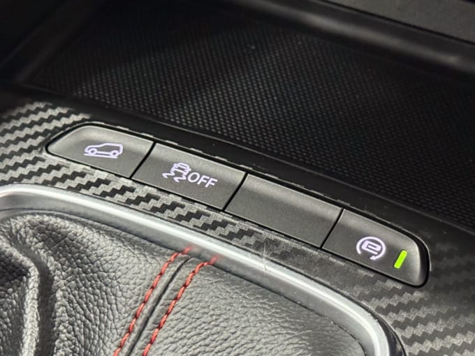 2025 Mg Mg Zs