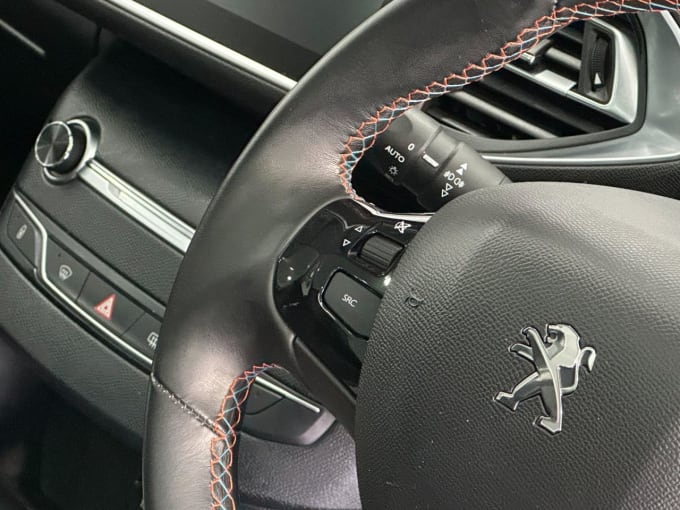 2025 Peugeot 308