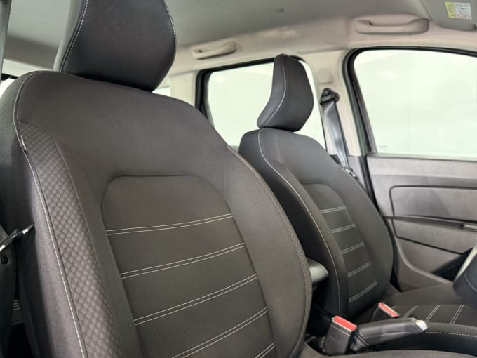 2025 Dacia Duster