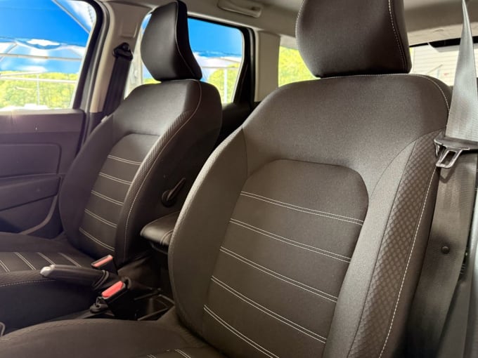2025 Dacia Duster