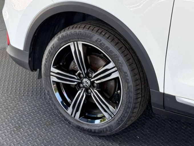 2025 Mg Mg Zs