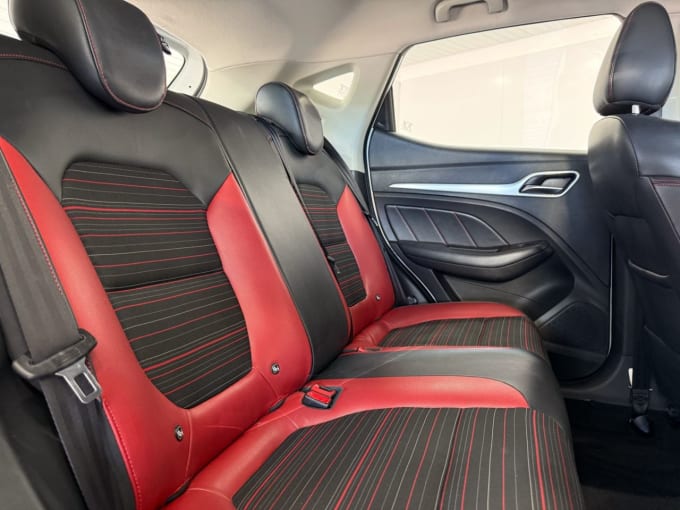 2025 Mg Mg Zs