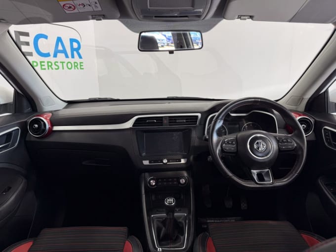 2025 Mg Mg Zs
