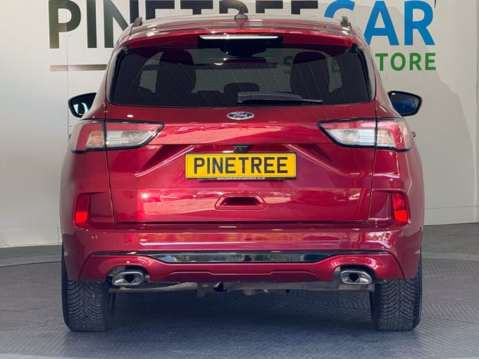 2025 Ford Kuga