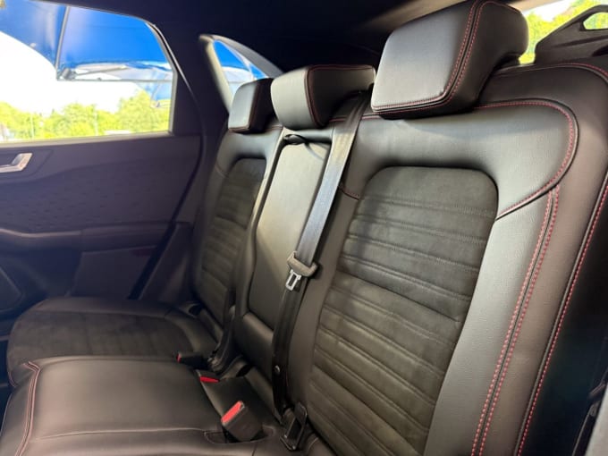 2025 Ford Kuga
