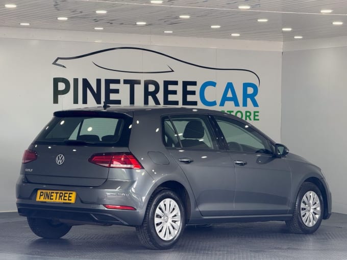 2025 Volkswagen Golf