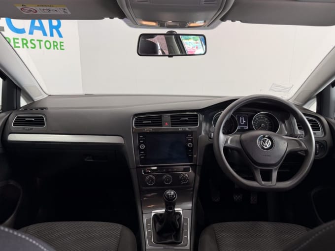 2025 Volkswagen Golf