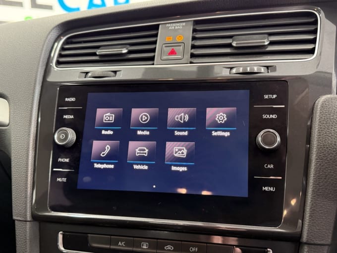 2025 Volkswagen Golf
